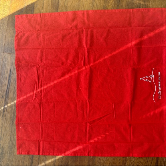 Set of two Taylor Swift tea towels - Picture 3 of 5